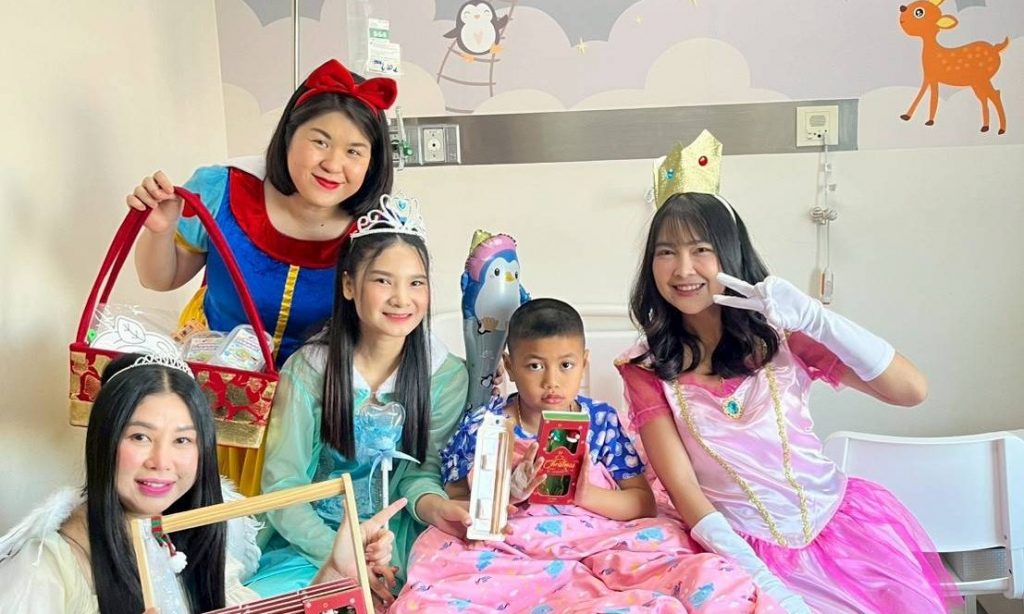 รพ.วิชัยเวชฯ อ้อมน้อย มอบของขวัญให้น้องๆ เนื่องในวันเด็กแห่งชาติ 2569