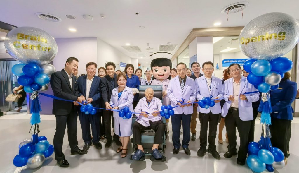 ฉลองเปิด “ศูนย์สมองและระบบประสาทวิชัยเวช” รพ.วิชัยเวชฯ อ้อมน้อย ยกระดับการแพทย์เฉพาะทาง ดูแลสุขภาพสมองของคนในพื้นที่แบบครบวงจร